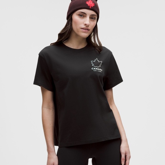 NEW NWT lululemon athletica Black Canada Tee